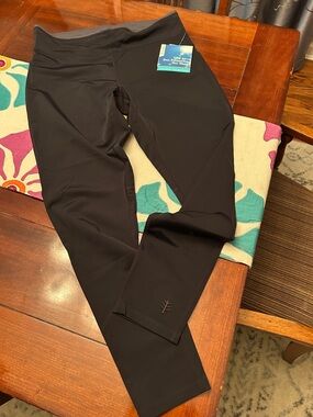 Coolibar Santa Cruz Swim Leggings in Charcoal